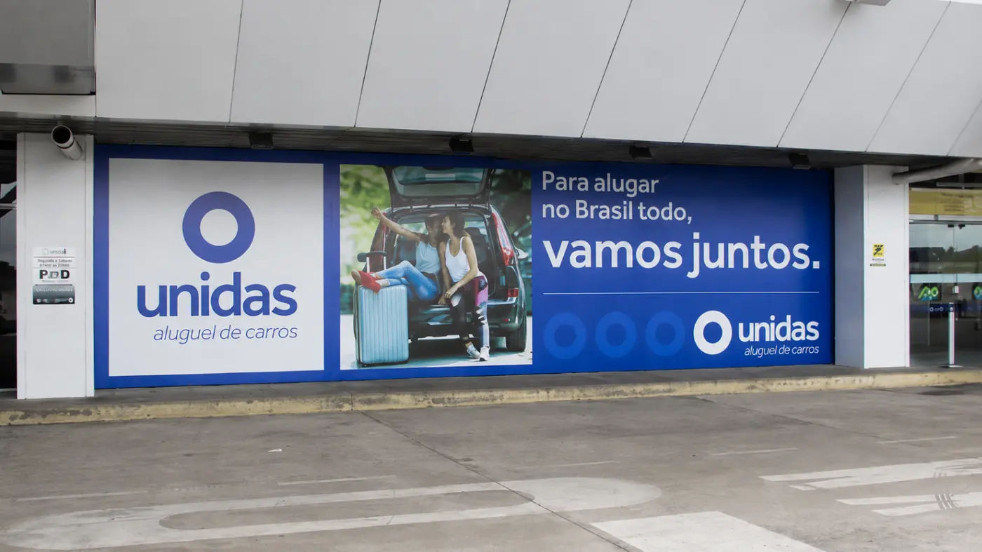 Adesivo impresso para propagando em aeroporto